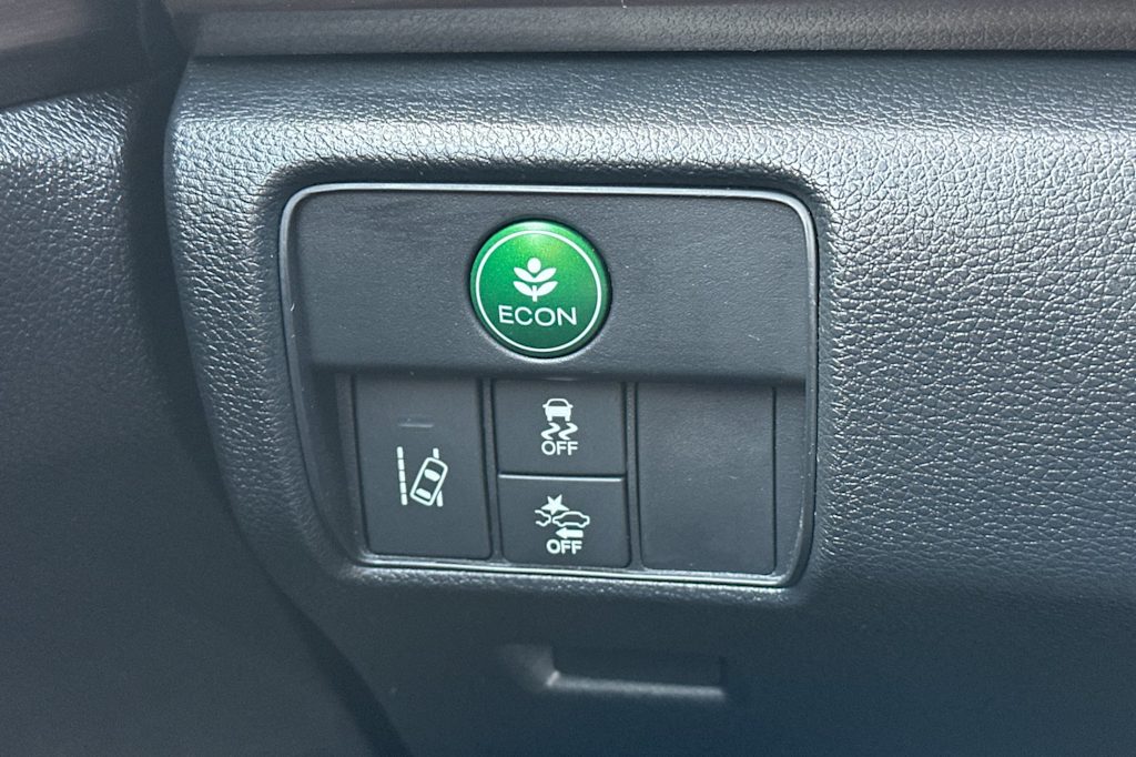 Thumbnail: 2016 Honda Accord - 32