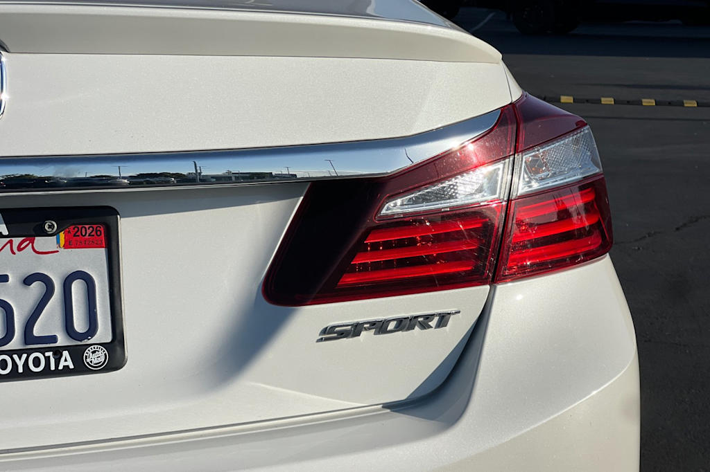 Thumbnail: 2017 Honda Accord - 29