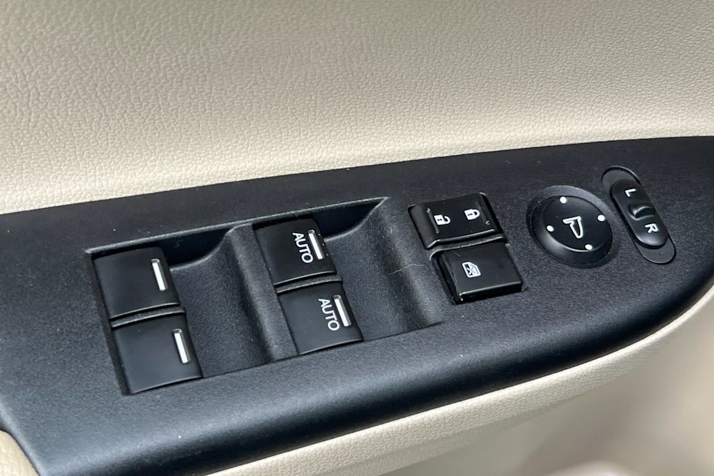 Thumbnail: 2015 Honda Accord - 22