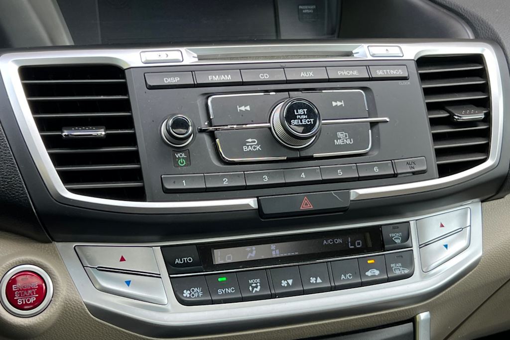 Thumbnail: 2015 Honda Accord - 26