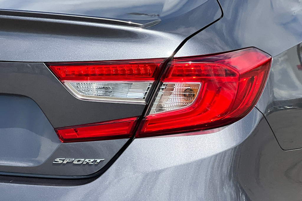 Thumbnail: 2018 Honda Accord - 31