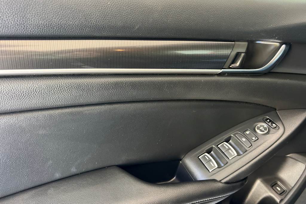 Thumbnail: 2020 Honda Accord - 20