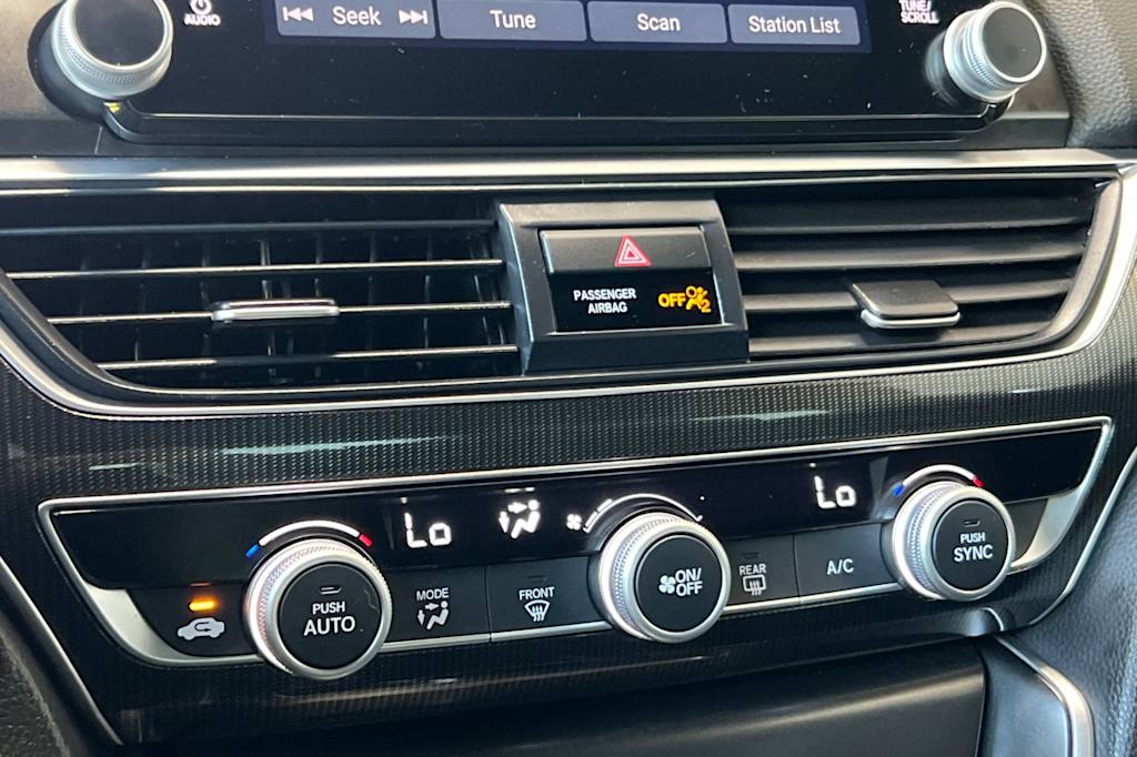 Thumbnail: 2020 Honda Accord - 24