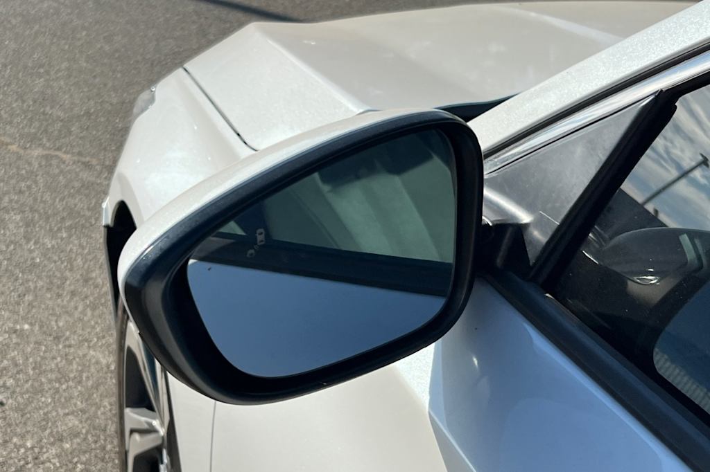 Thumbnail: 2019 Honda Accord - 15