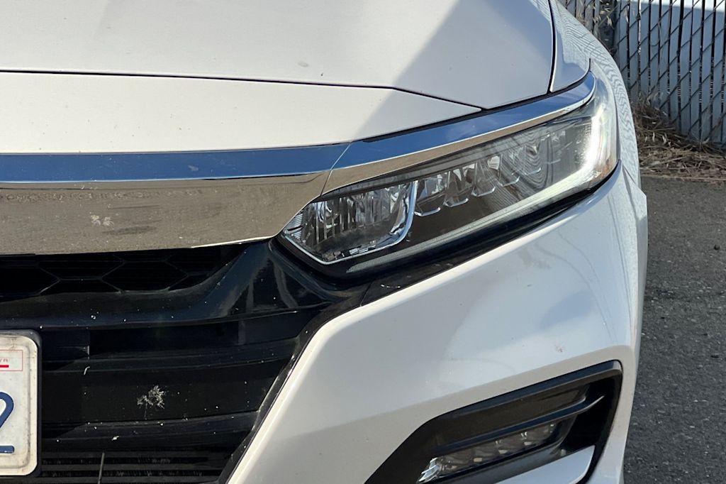Thumbnail: 2019 Honda Accord - 16