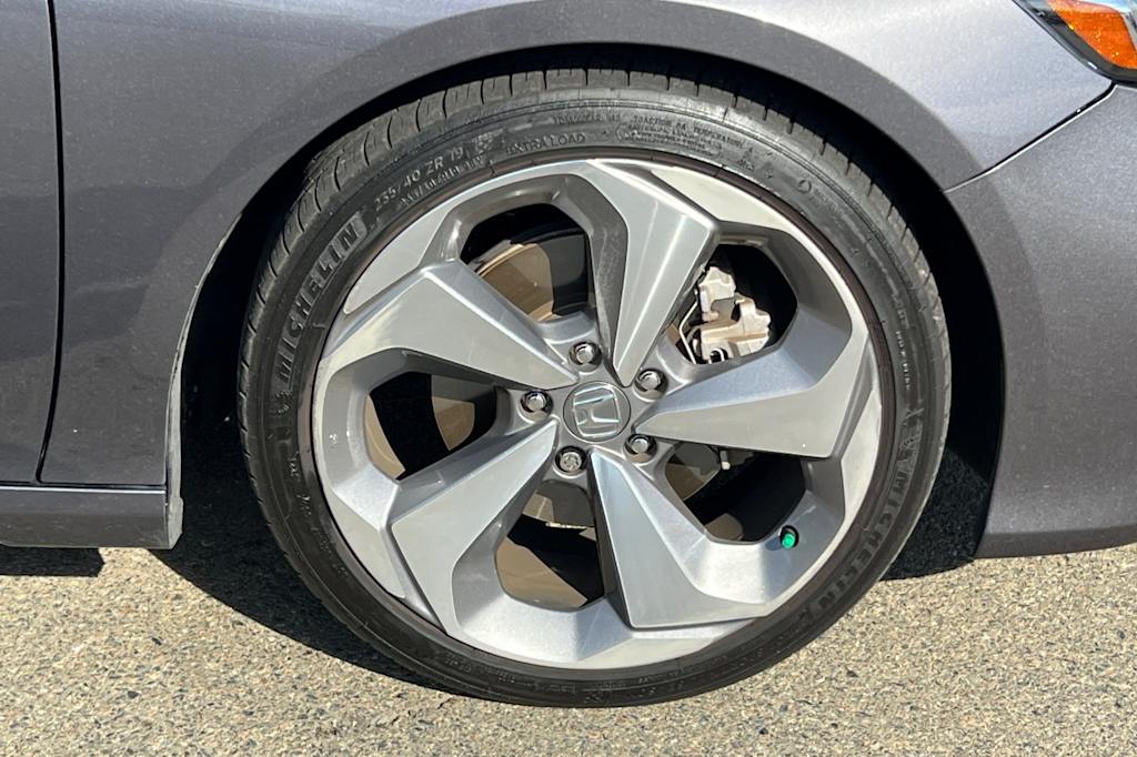 Thumbnail: 2018 Honda Accord - 18