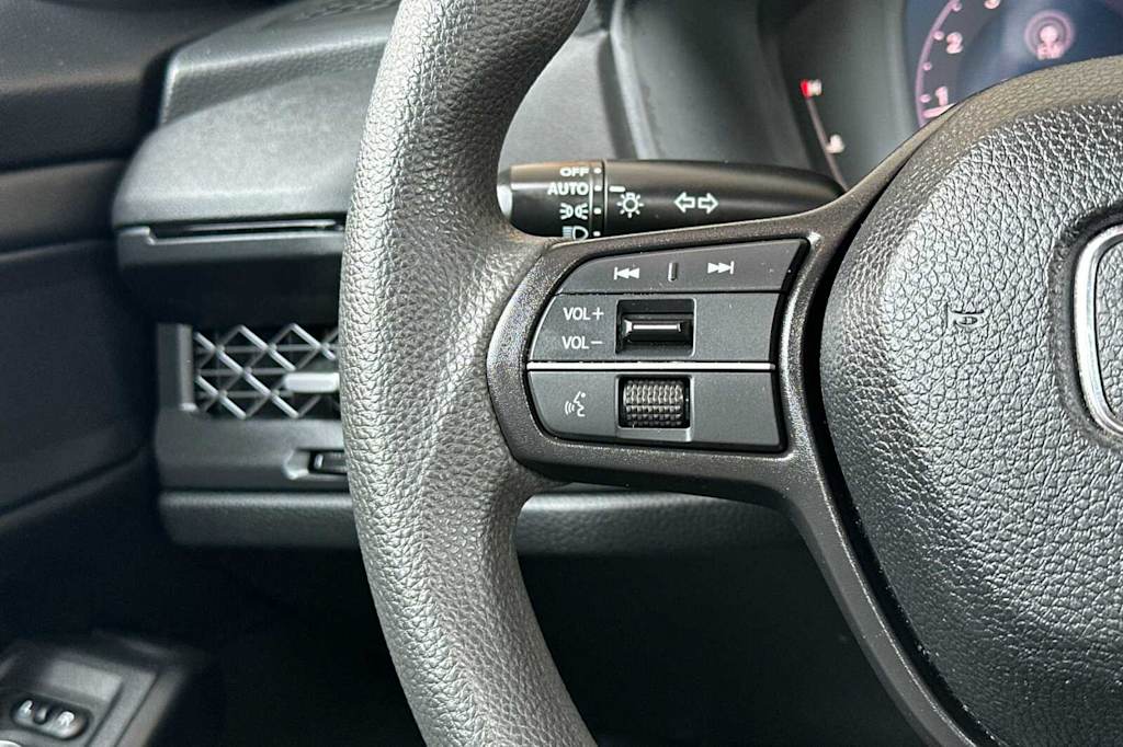 2023 Honda Accord EX 28