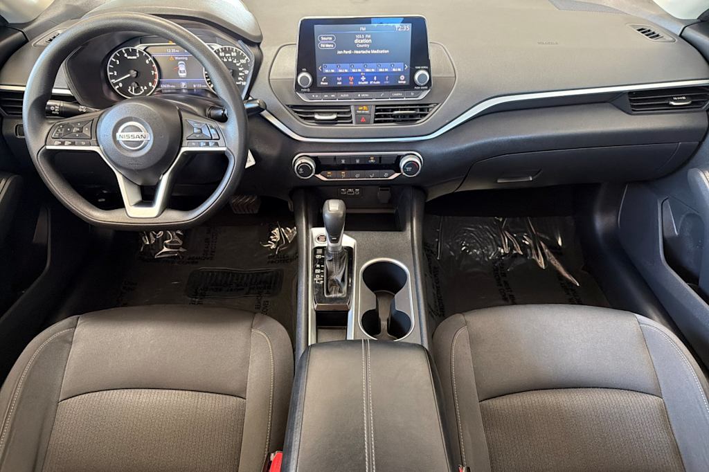 Thumbnail: 2022 Nissan Altima - 2