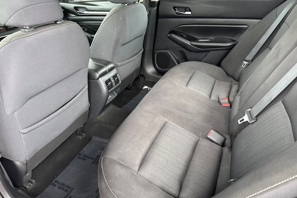 Thumbnail: 2020 Nissan Altima - 10