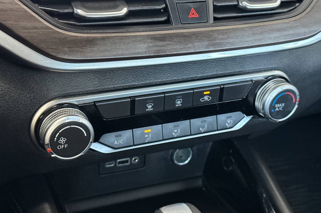 2023 Nissan Altima SV 25