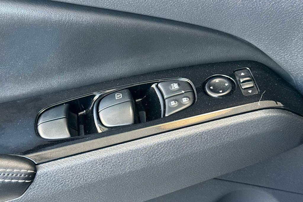 2023 Nissan Altima SV 21