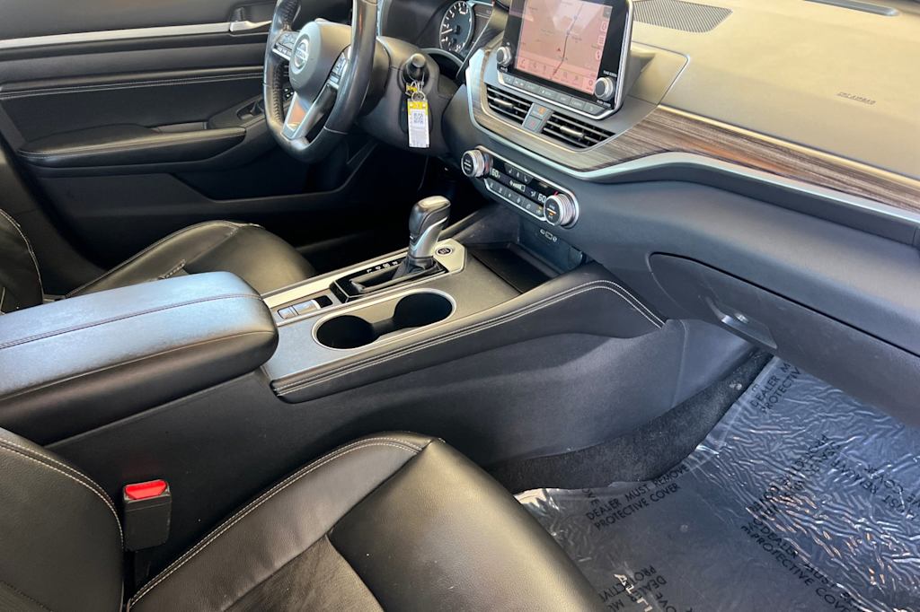 Thumbnail: 2019 Nissan Altima - 11