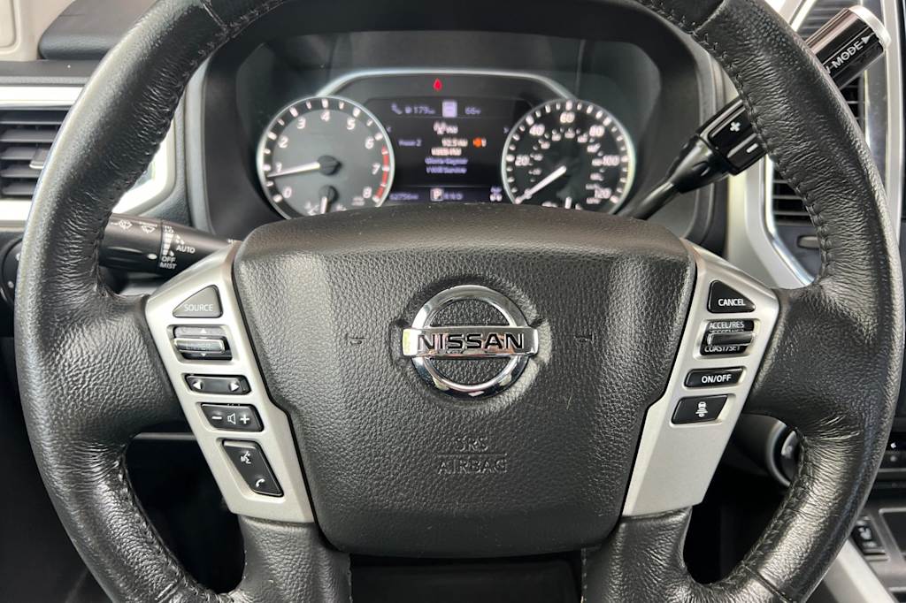 Thumbnail: 2020 Nissan Titan - 26