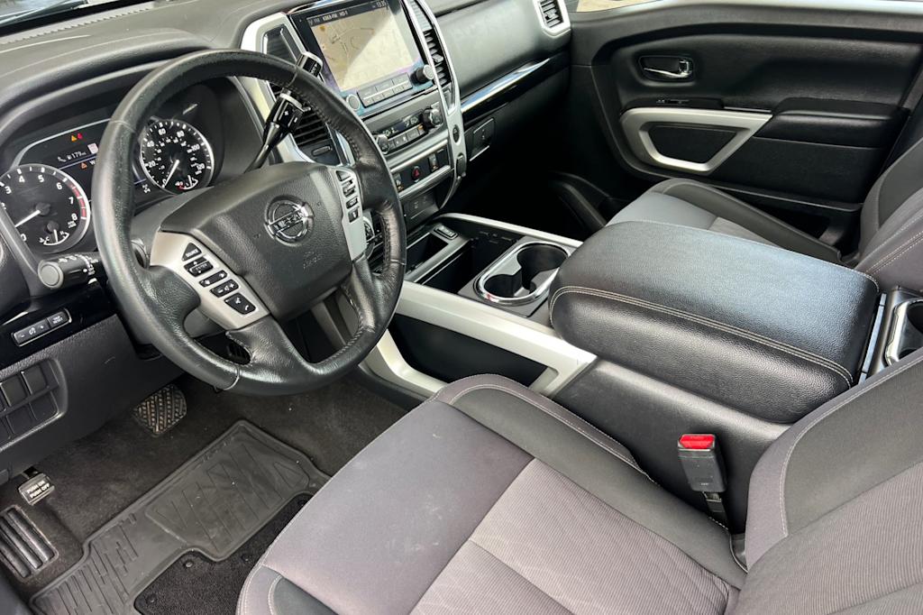 Thumbnail: 2020 Nissan Titan - 8