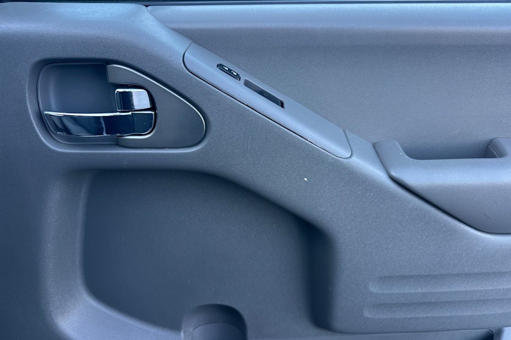 Thumbnail: 2019 Nissan Frontier - 24