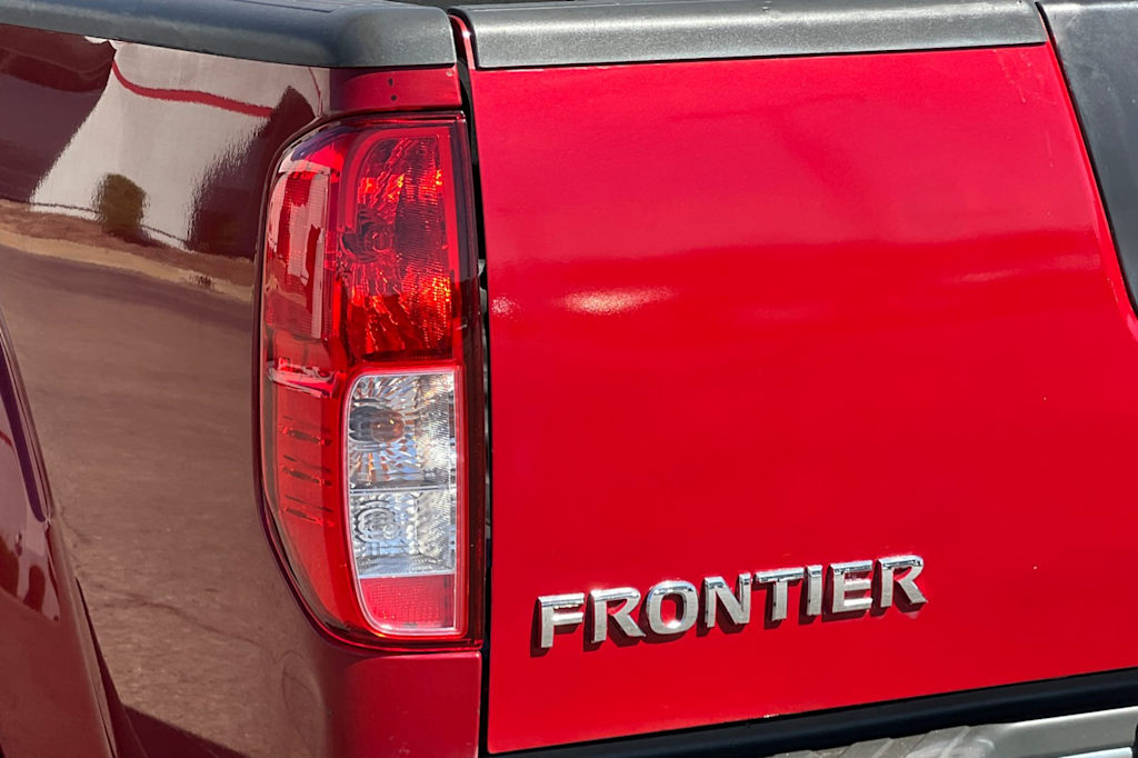 Thumbnail: 2012 Nissan Frontier - 29