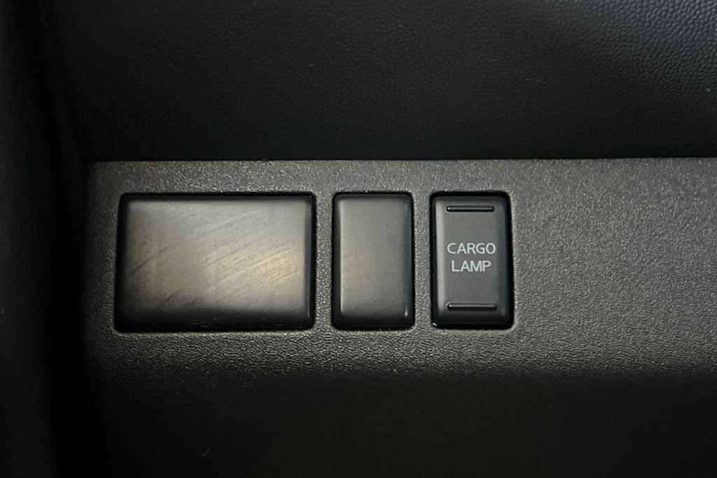 Thumbnail: 2012 Nissan Frontier - 28