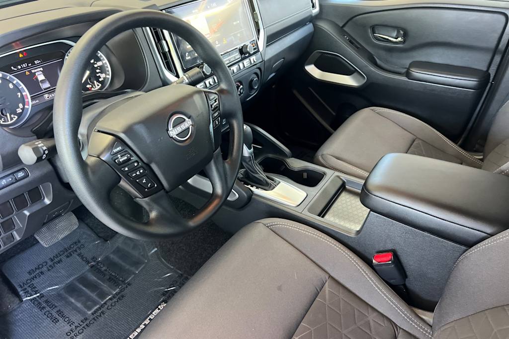 Thumbnail: 2025 Nissan Frontier - 8