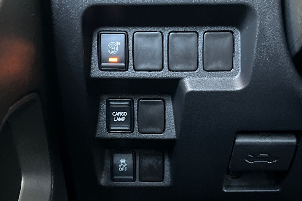 Thumbnail: 2025 Nissan Frontier - 29