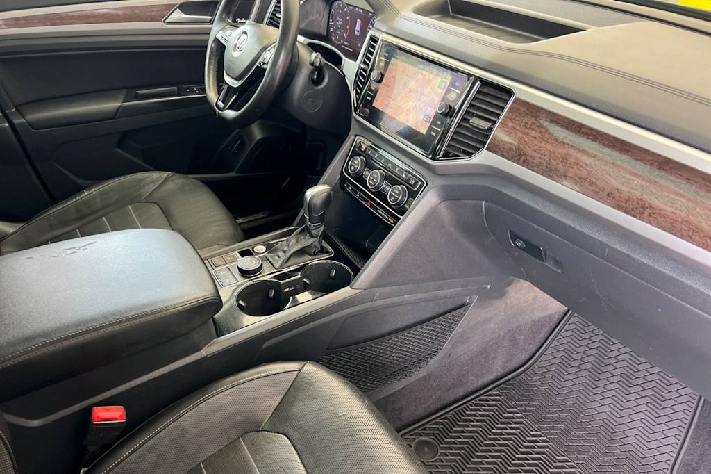 Thumbnail: 2018 Volkswagen Atlas - 12