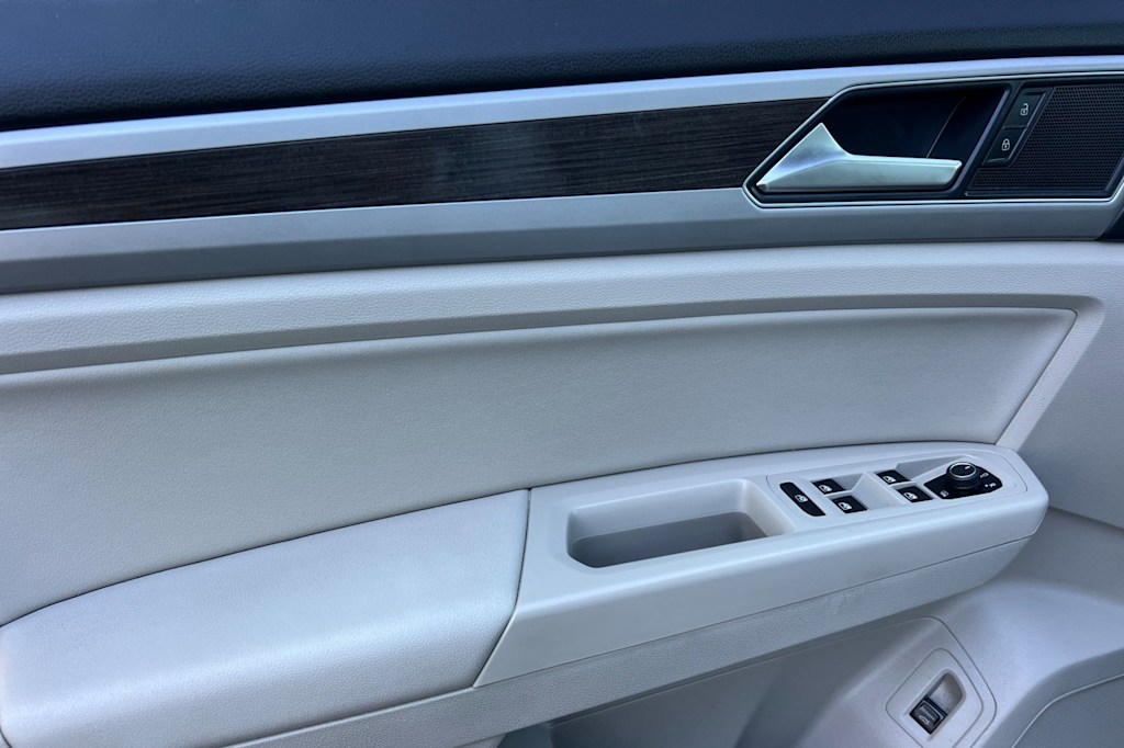 Thumbnail: 2019 Volkswagen Atlas - 20