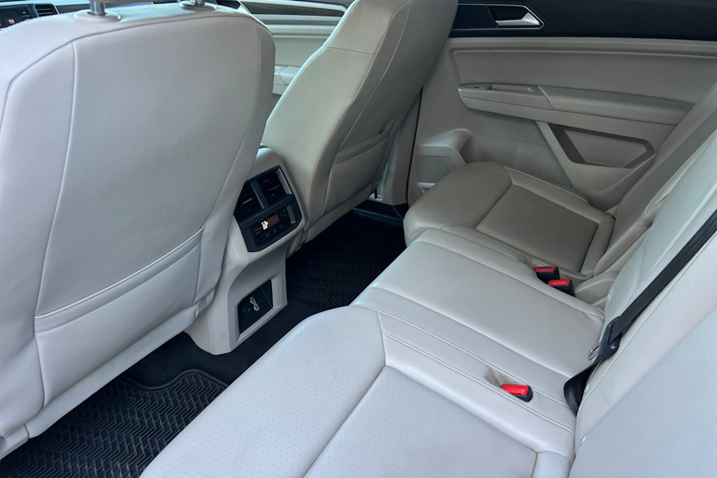 Thumbnail: 2019 Volkswagen Atlas - 10