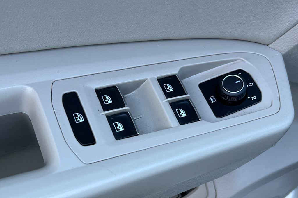 Thumbnail: 2019 Volkswagen Atlas - 21