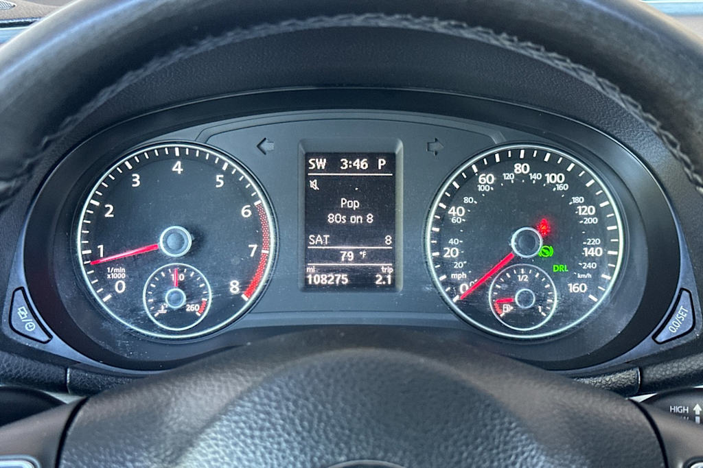 Thumbnail: 2013 Volkswagen Passat - 15