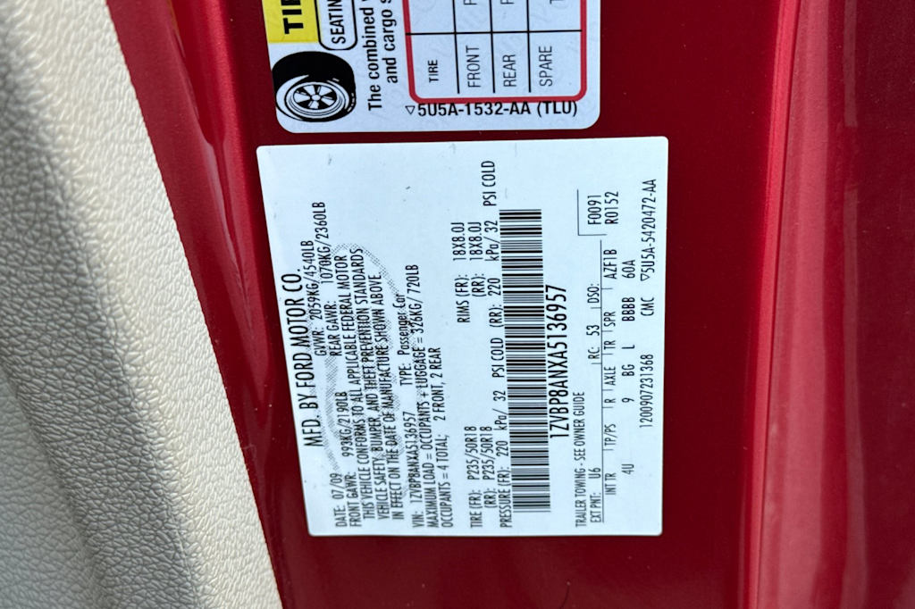 Thumbnail: 2010 Ford Mustang - 16