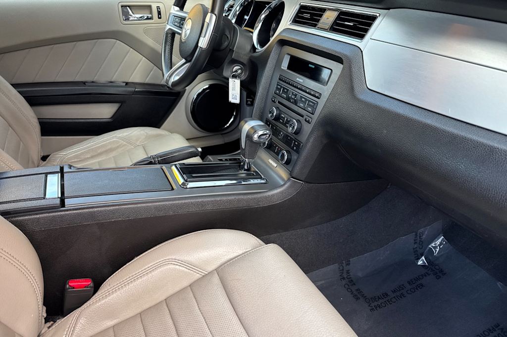 Thumbnail: 2010 Ford Mustang - 12