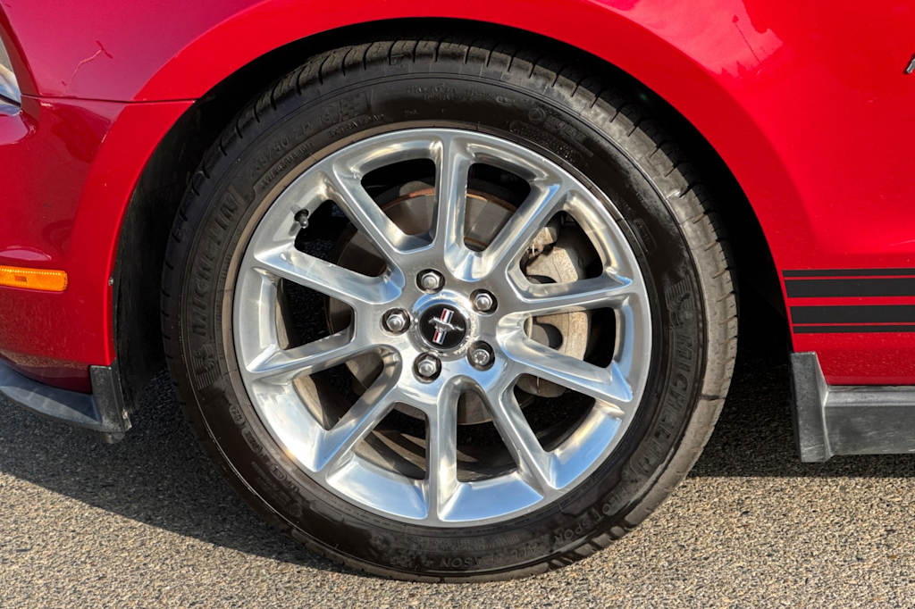 Thumbnail: 2010 Ford Mustang - 8