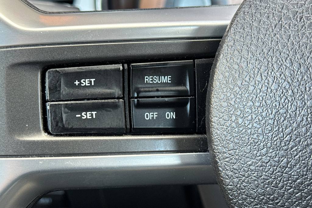 Thumbnail: 2010 Ford Mustang - 27