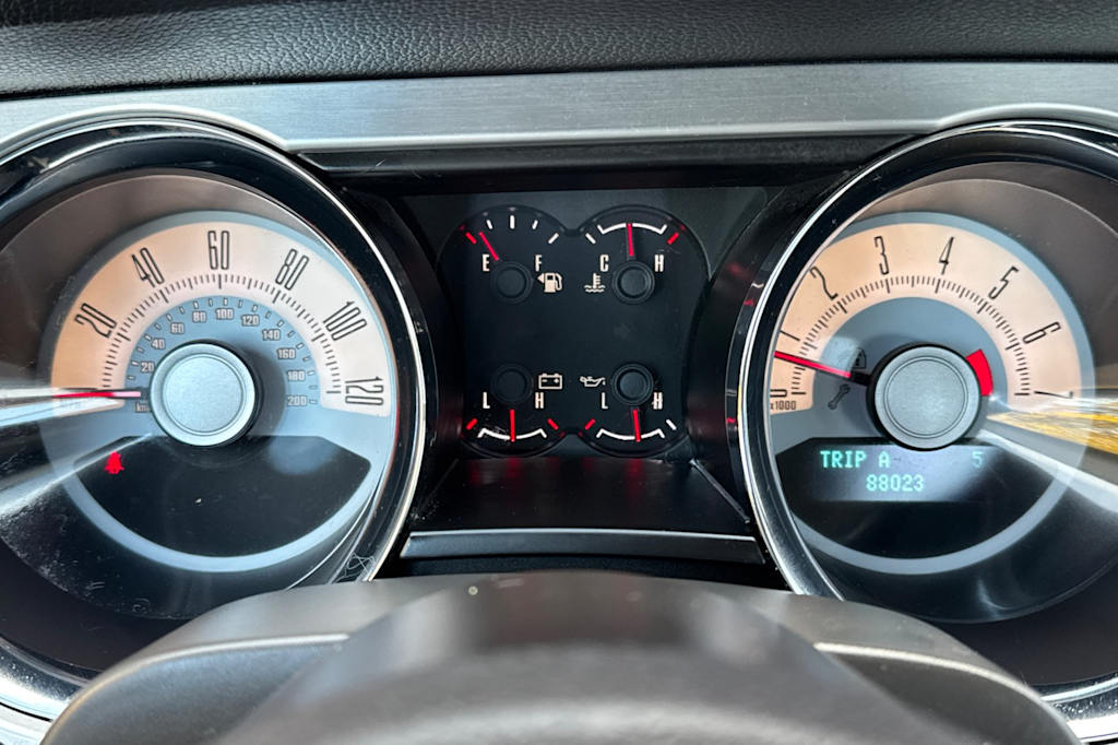 Thumbnail: 2010 Ford Mustang - 15