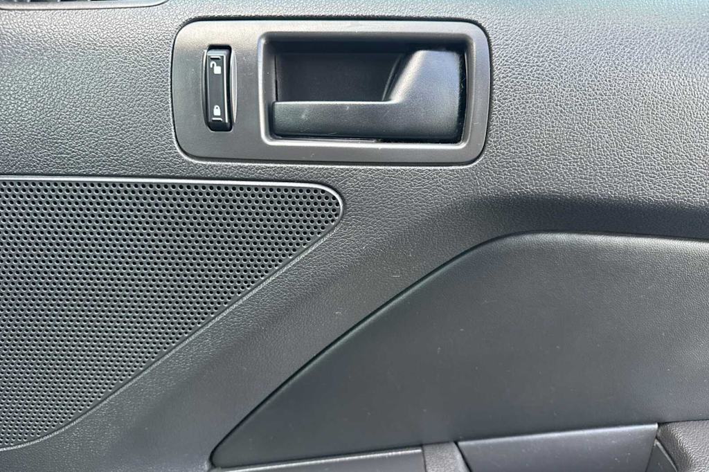 Thumbnail: 2014 Ford Mustang - 14