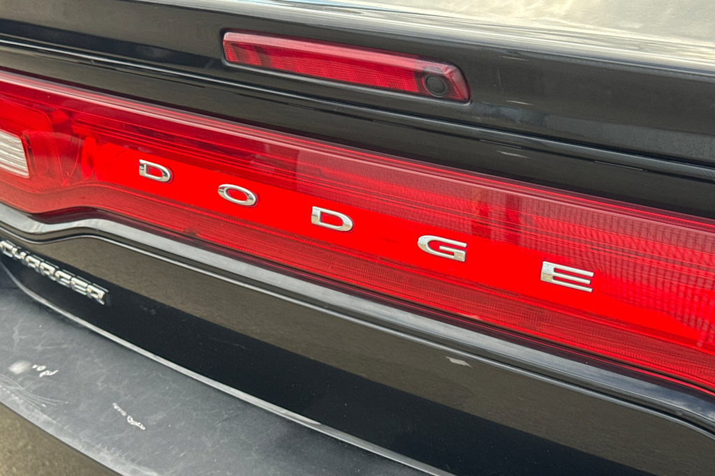 Thumbnail: 2014 Dodge Charger - 17