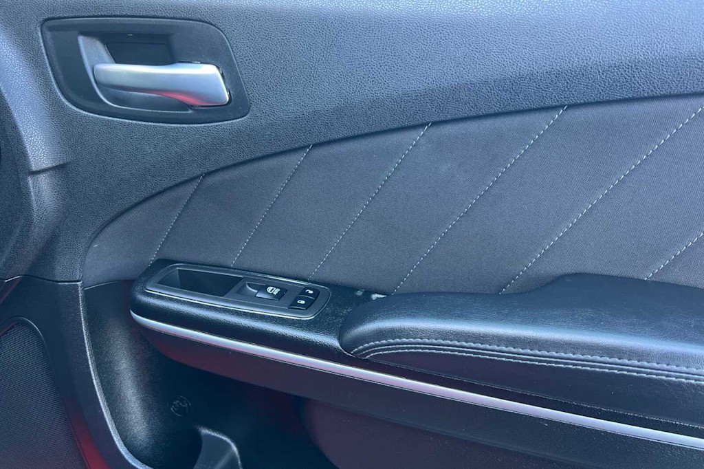 2022 Dodge Charger SXT 23