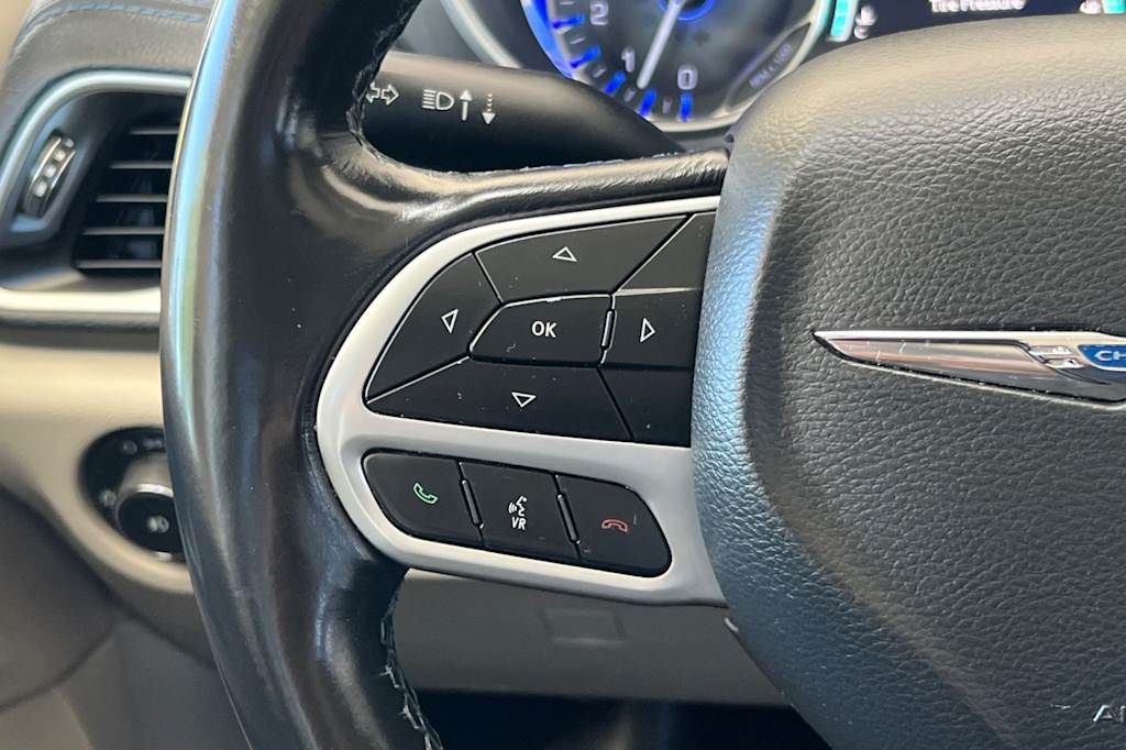 Thumbnail: 2021 Chrysler Pacifica - 31