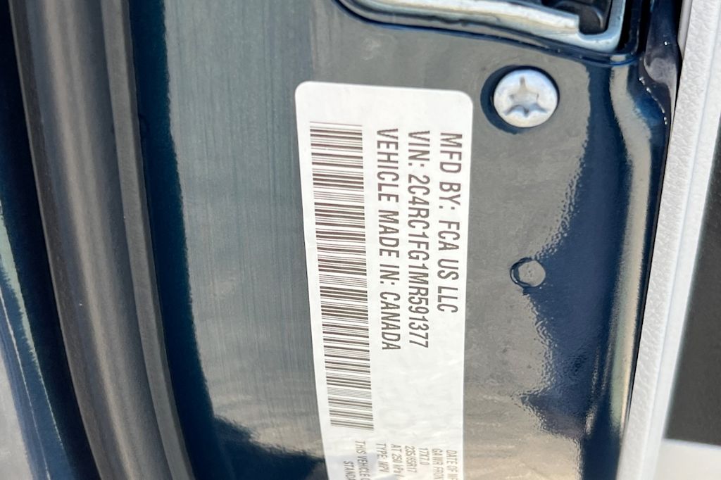 Thumbnail: 2021 Chrysler Pacifica - 16
