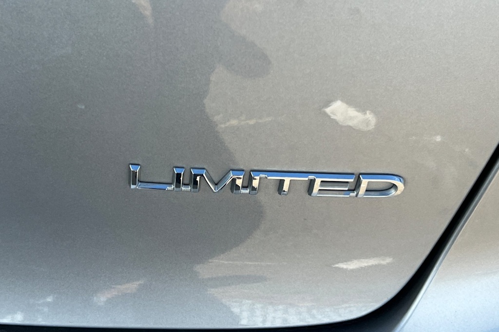 Thumbnail: 2017 Chrysler Pacifica - 22