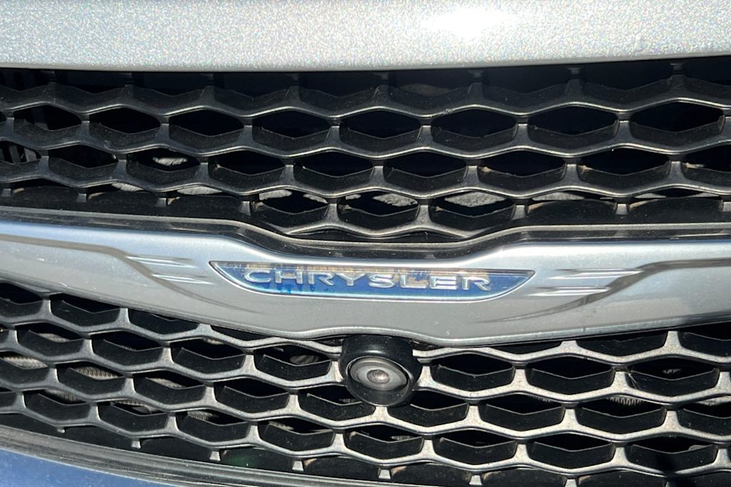 Thumbnail: 2017 Chrysler Pacifica - 14