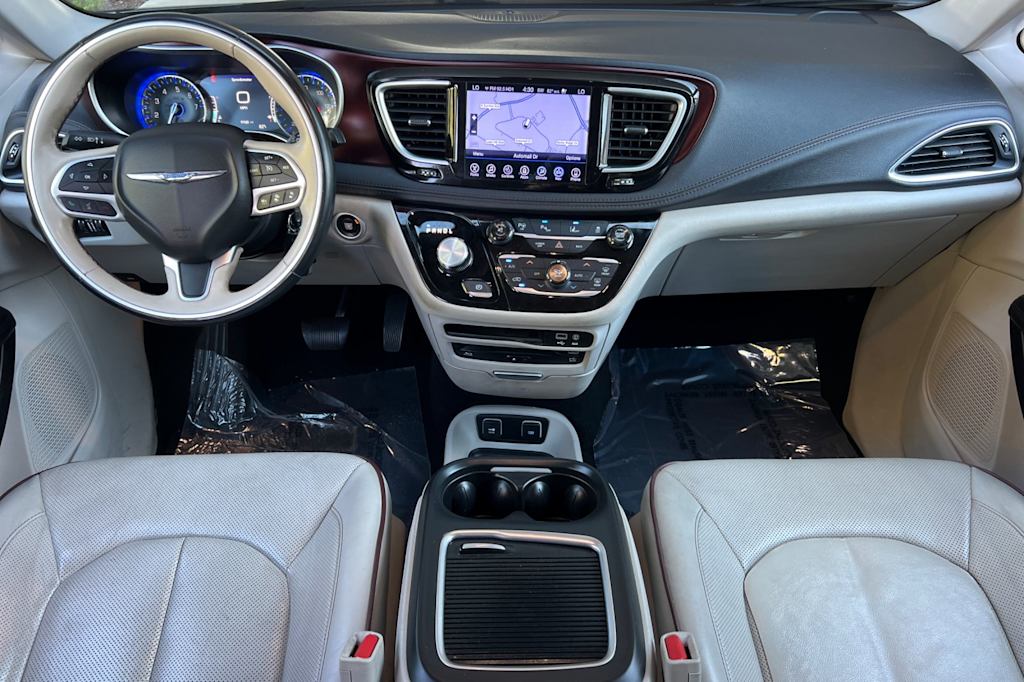 Thumbnail: 2017 Chrysler Pacifica - 2
