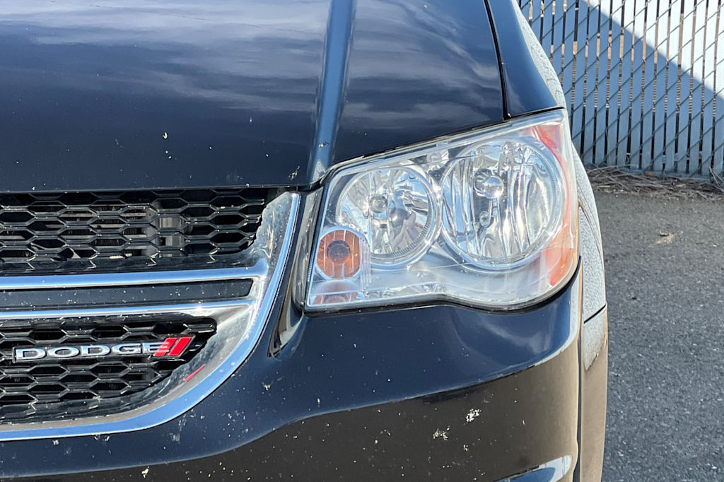 Thumbnail: 2019 Dodge Grand Caravan - 16