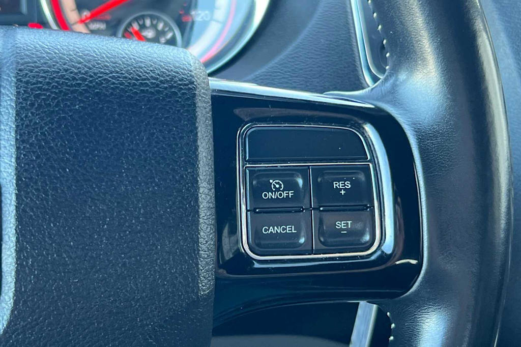 Thumbnail: 2018 Dodge Grand Caravan - 29