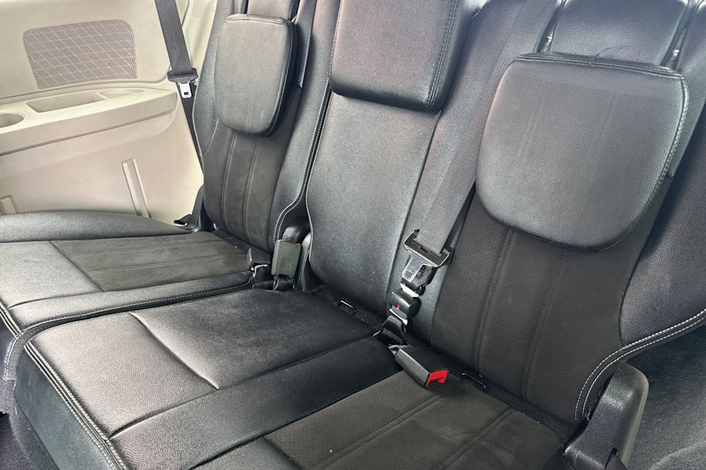 Thumbnail: 2019 Dodge Grand Caravan - 21