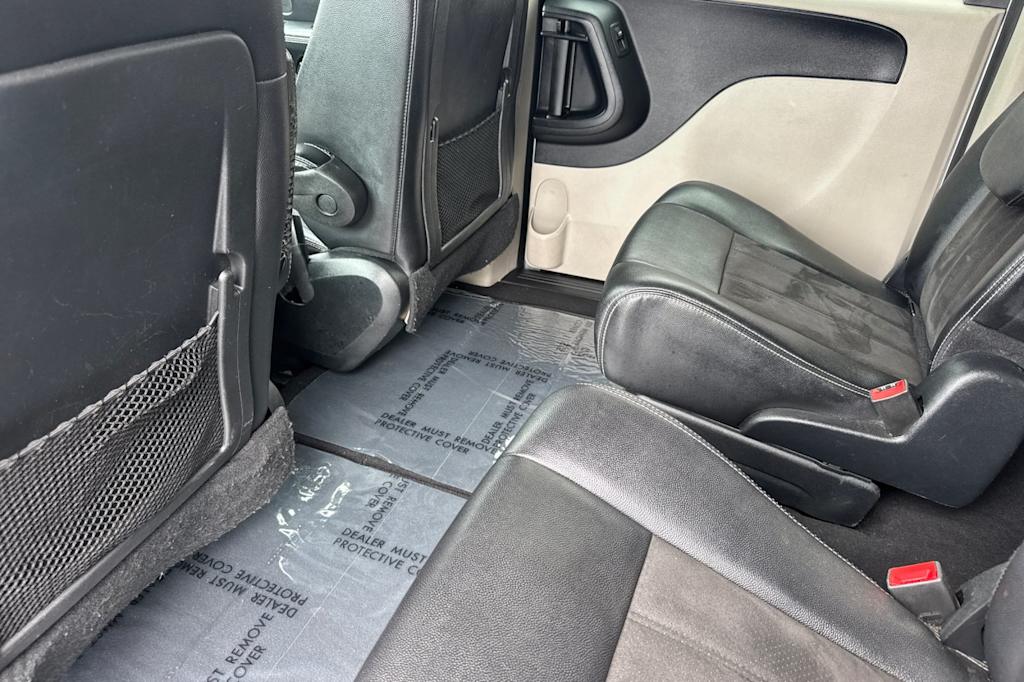 Thumbnail: 2019 Dodge Grand Caravan - 10