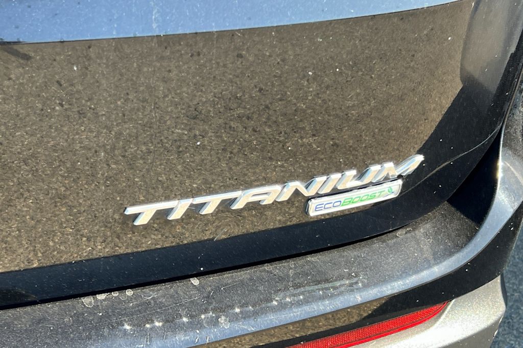 Thumbnail: 2018 Ford Edge - 22