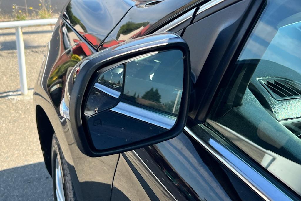 Thumbnail: 2018 Ford Edge - 11
