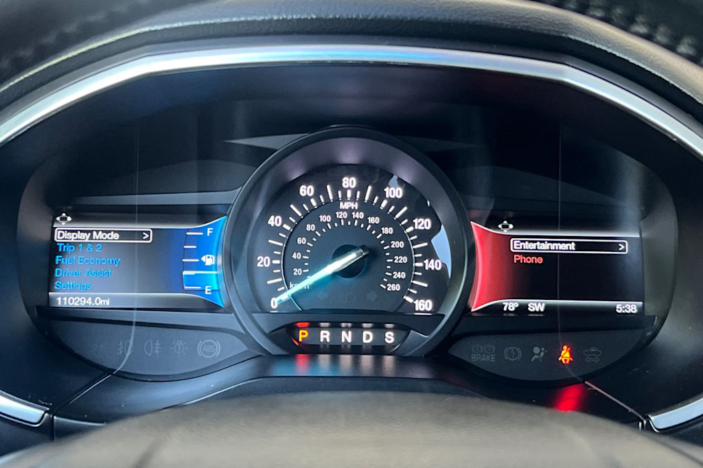 Thumbnail: 2018 Ford Edge - 16
