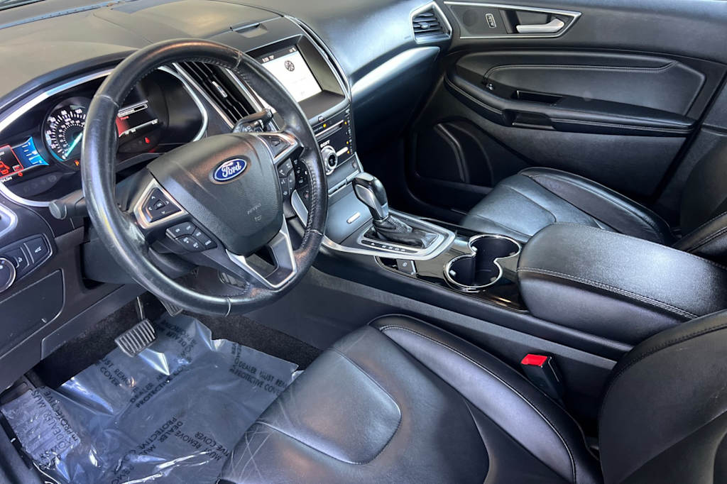 Thumbnail: 2018 Ford Edge - 9