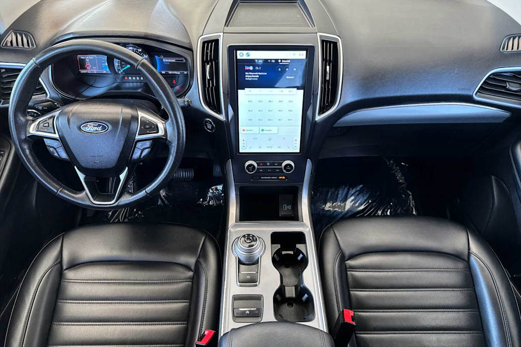 Thumbnail: 2022 Ford Edge - 2